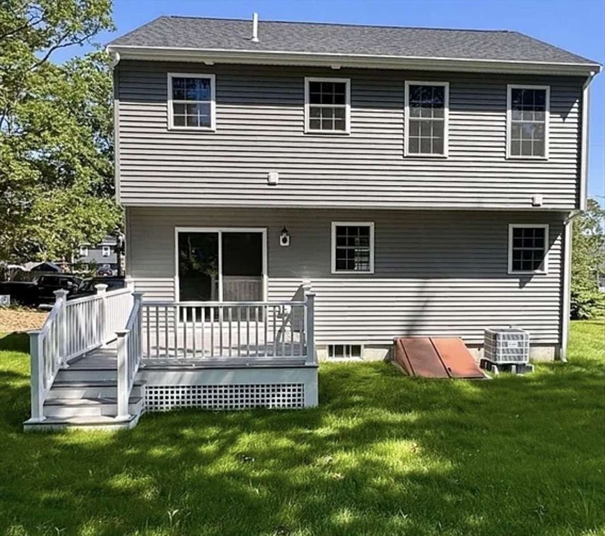 36 Restful Lane Wareham, MA 02538 - Photo 2 of 20