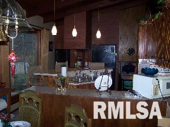 2624 Curved Creek Road Quincy, IL 62301 - Photo 2 of 5 Gallery Image 2