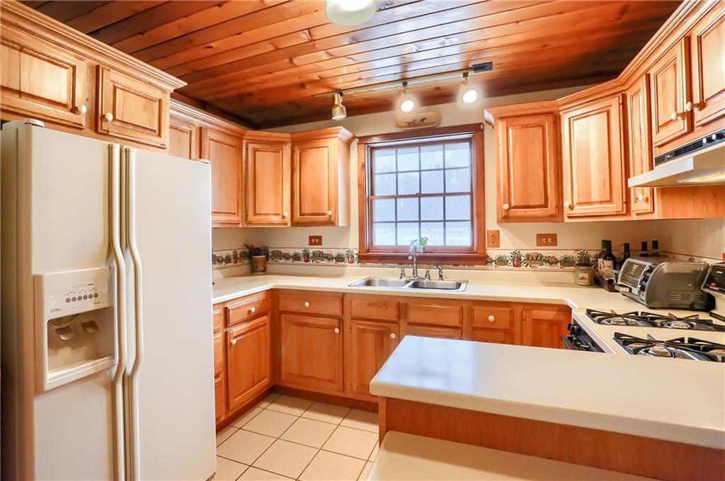847 Sand Hill Road Mount Pleasant, PA 15666 - Photo 10 of 25 Gallery Image 10