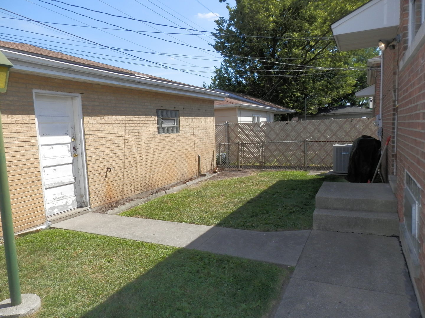 724 Pulaski Road Calumet City, IL 60409 - Photo 2 of 18