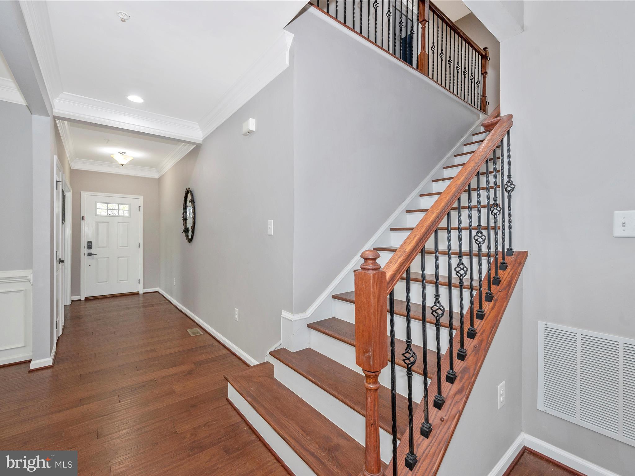 1149 Long Farm Circle Brunswick, MD 21716 - Photo 22 of 59 Staircase