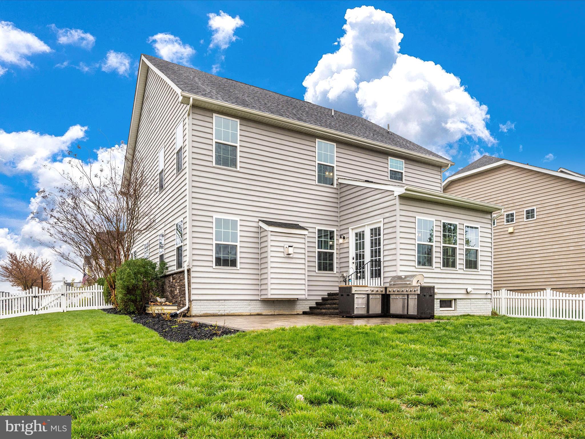 1149 Long Farm Circle Brunswick, MD 21716 - Photo 40 of 59 Exterior Back