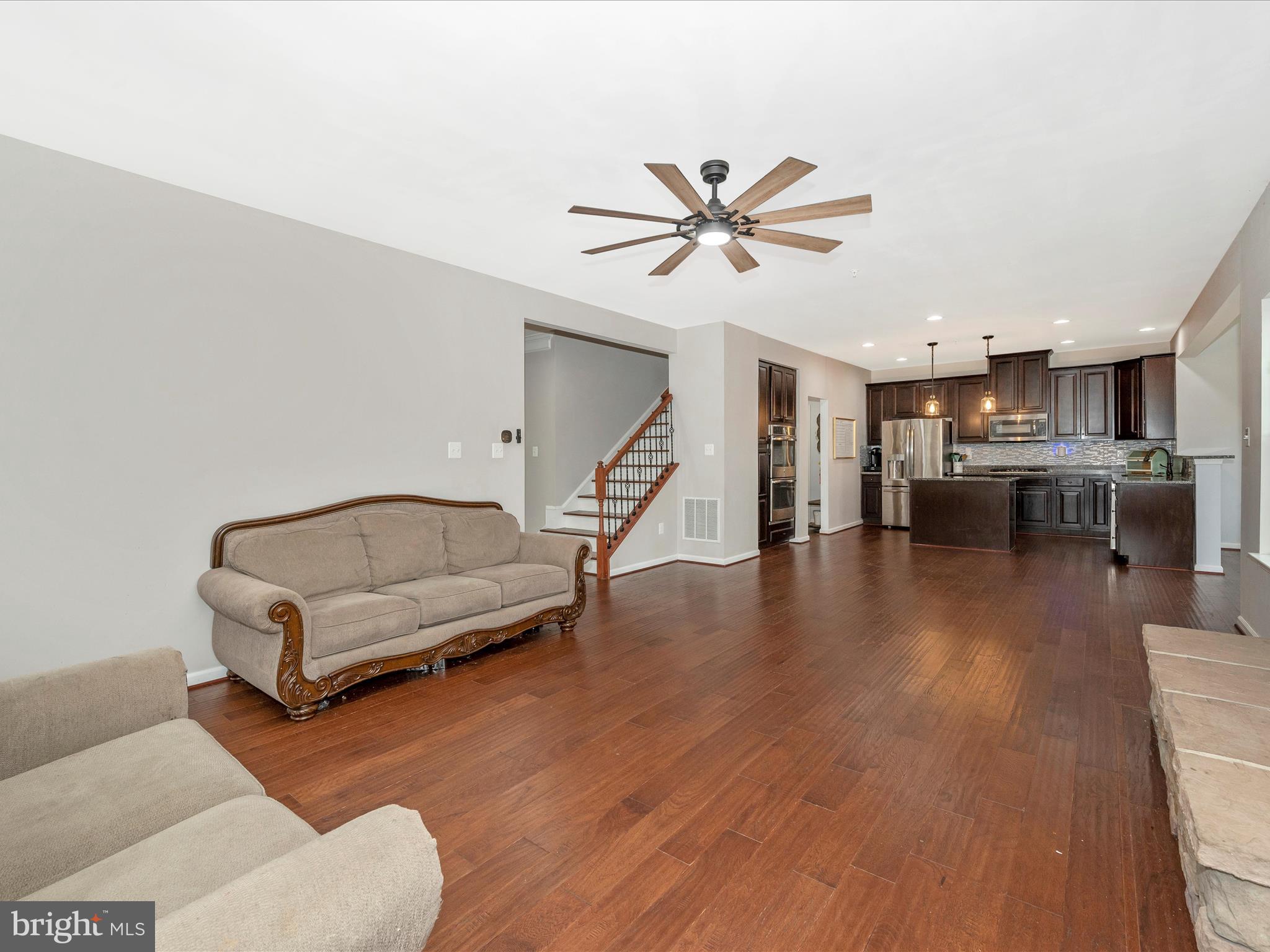 1149 Long Farm Circle Brunswick, MD 21716 - Photo 8 of 59 Living Room