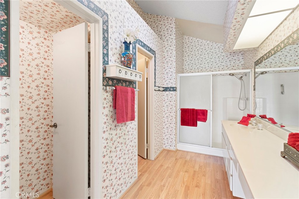 1082 Pine Valley Road Banning, CA 92220 - Photo 25 of 39 Double Sinks