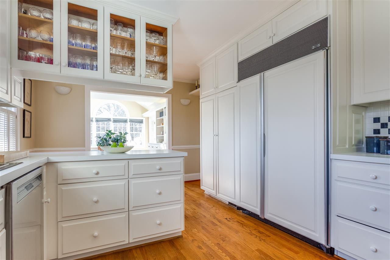 2514 Beechridge Road Raleigh, NC 27608 - Photo 17 of 25 Photo 17