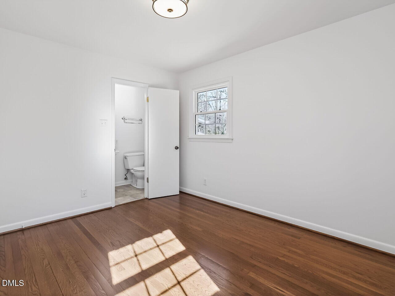 7 Travis Circle Durham, NC 27713 - Photo 17 of 31 017-1280x960-primary-br