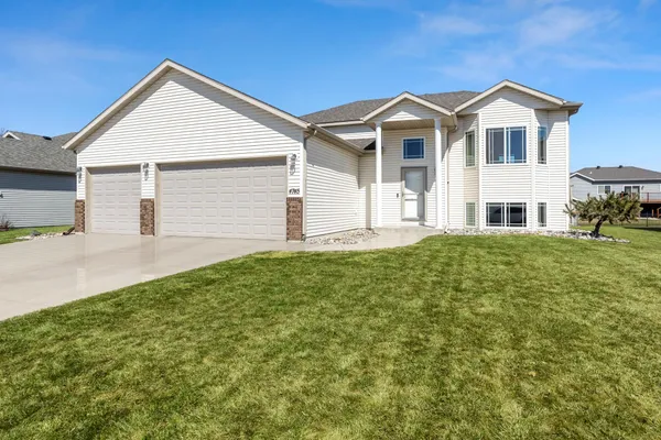 $374,900 | 4745 48th Avenue South, Fargo, ND 58104