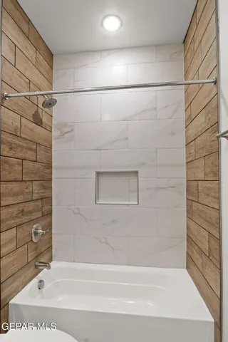 $291,950 | 662 Davi's Greenwood Court, Vinton, TX 79821