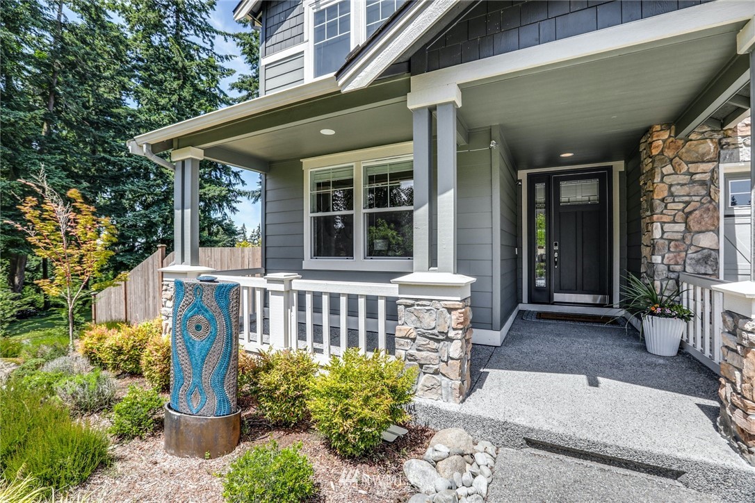 20419 126th Avenue Northeast Bothell, WA 98011 - Photo 3 of 38 Gallery Image 3