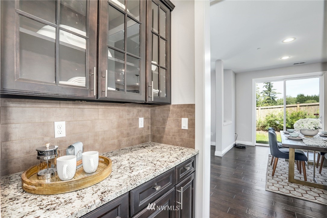 20419 126th Avenue Northeast Bothell, WA 98011 - Photo 9 of 38 Gallery Image 9