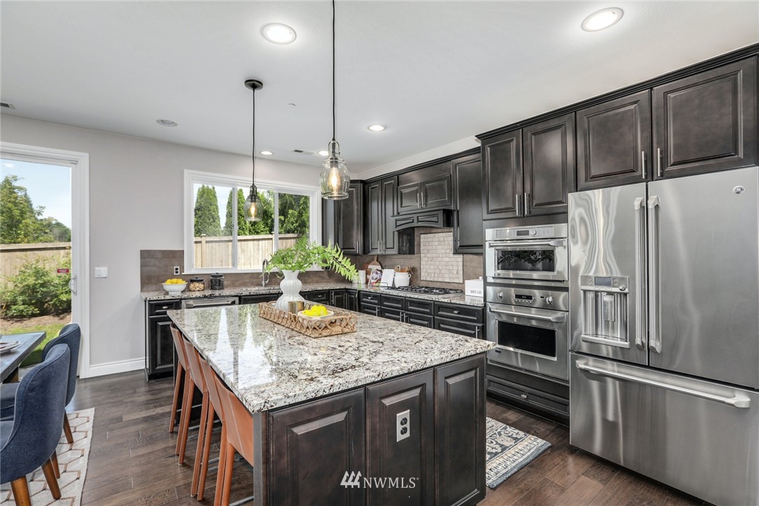 20419 126th Avenue Northeast Bothell, WA 98011 - Photo 10 of 38 Gallery Image 10