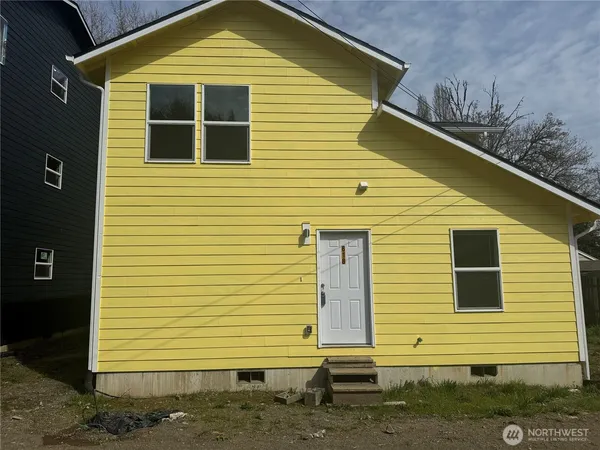 $249,900 | 618 Park Street, Shelton, WA 98584