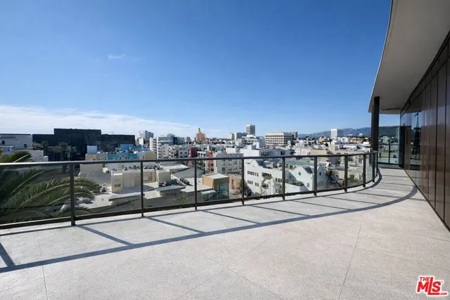 $32,000 | 700 Broadway, Unit PH 801, Santa Monica, CA 90401