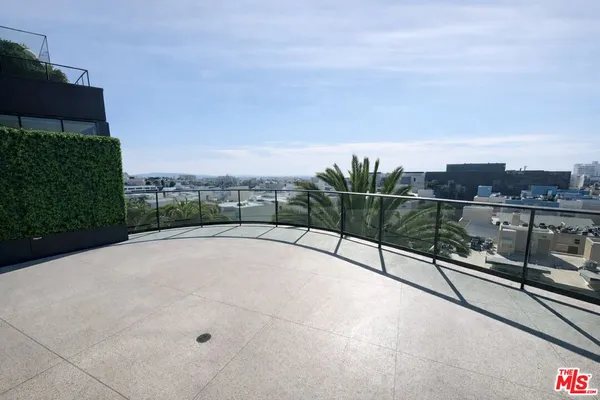 $32,000 | 700 Broadway, Unit PH 801, Santa Monica, CA 90401