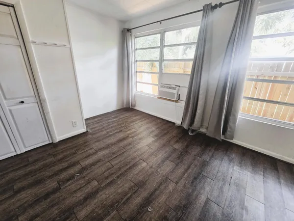 $2,650 | 1115 South M Street, Lake Worth Beach, FL 33460