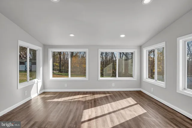 $354,900 | 2714 East Rosegarden Boulevard, Mechanicsburg, PA 17055