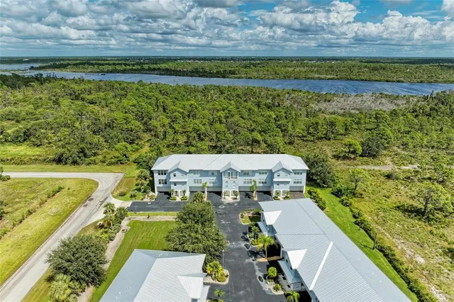 $267,000 | 3917 Cape Haze Drive, Unit 606, Rotonda West, FL 33947