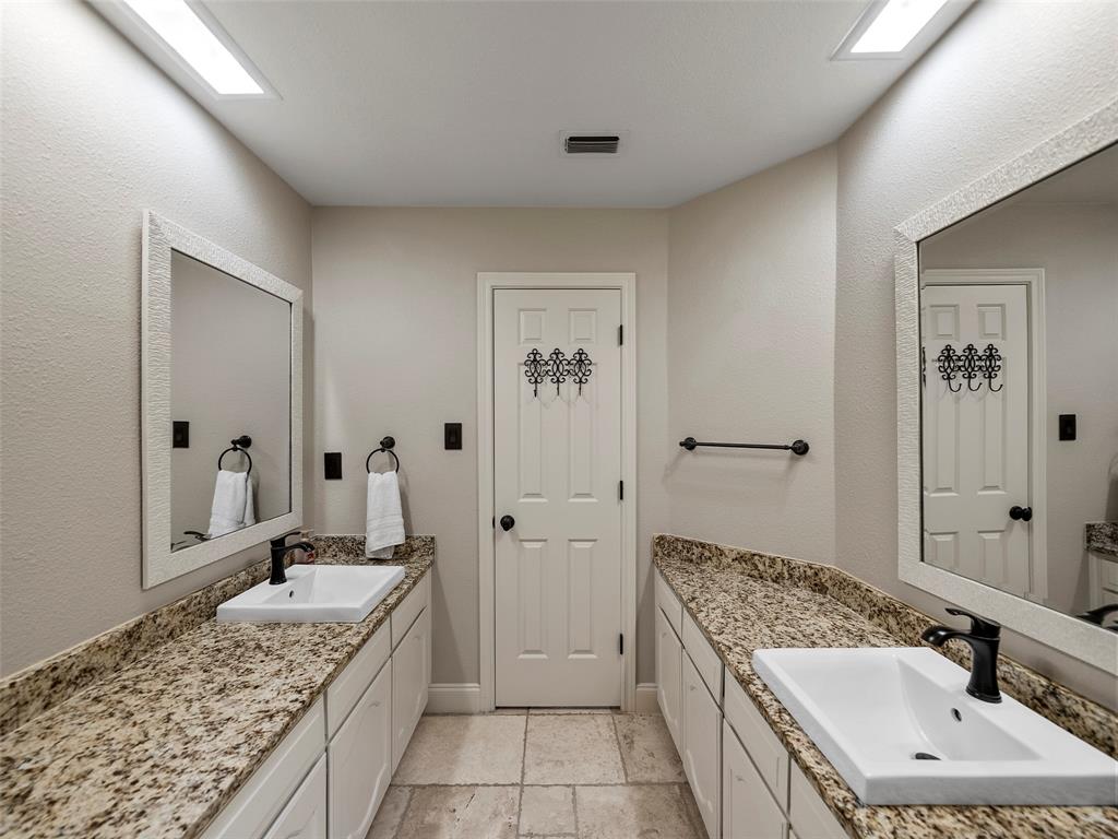 2516 Pepper Tree Circle McKinney, TX 75072 - Photo 32 of 40