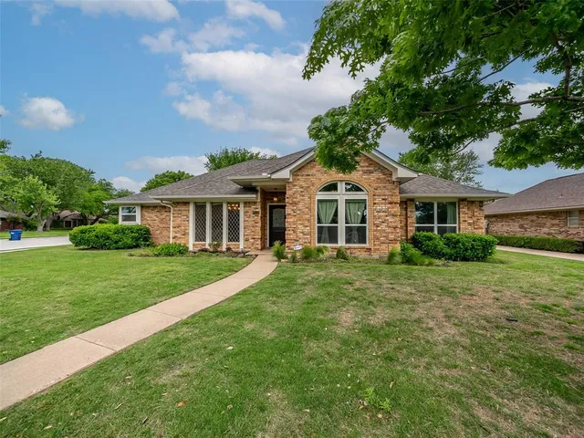$618,000 | 2516 Pepper Tree Circle, McKinney, TX 75072
