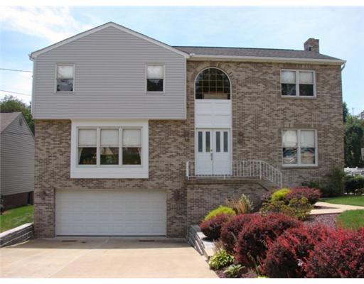 1492 Cathell Road Baldwin, PA 15236 - Photo 1 of 18 Exterior Front.