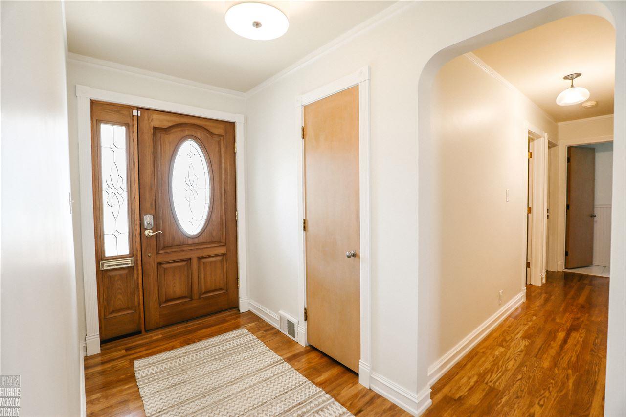 464 Lexington Road Grosse Pointe Farms, MI 48236 - Photo 17 of 42
