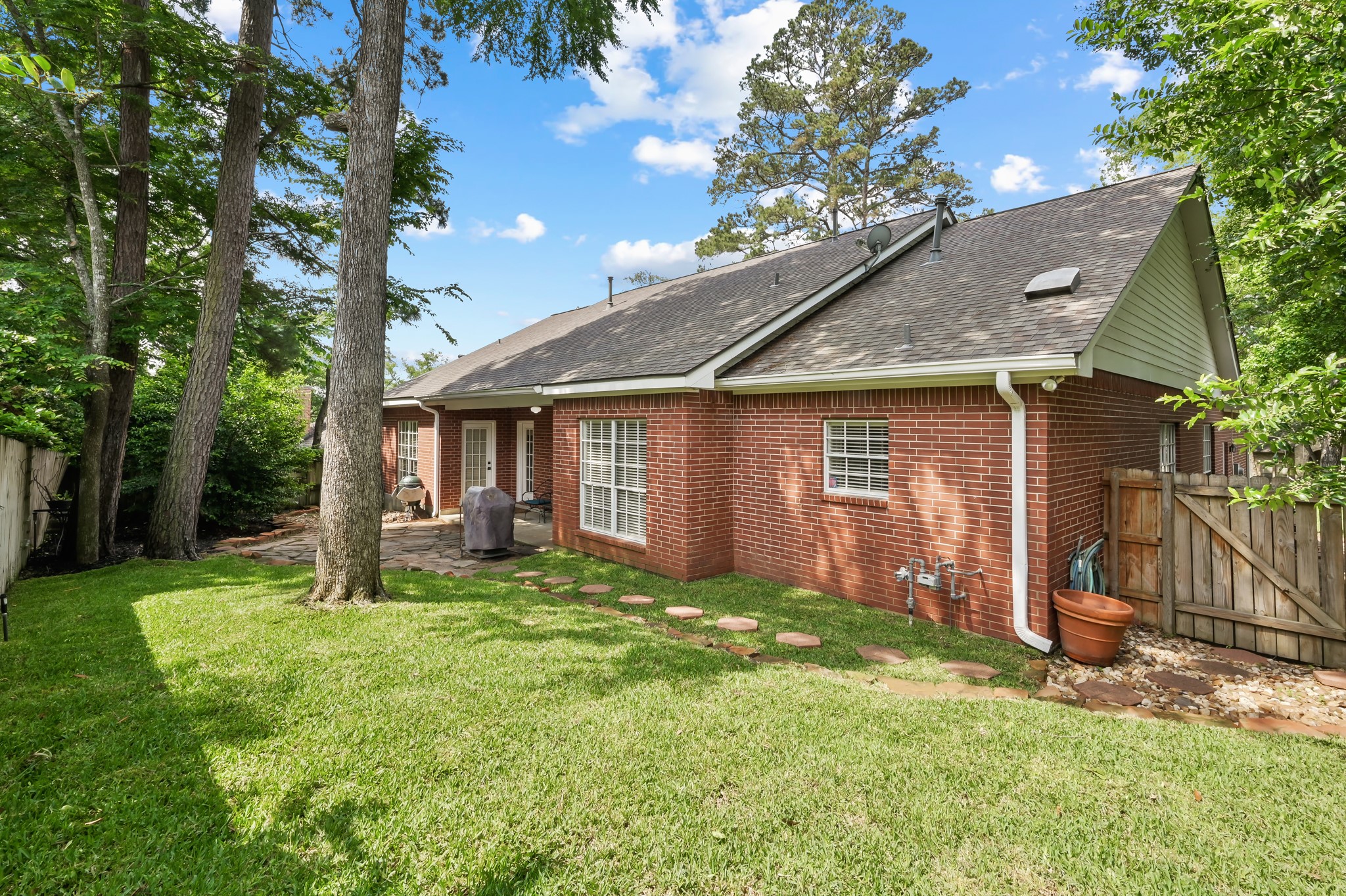 113 Inverness Montgomery, TX 77356 - Photo 35 of 37