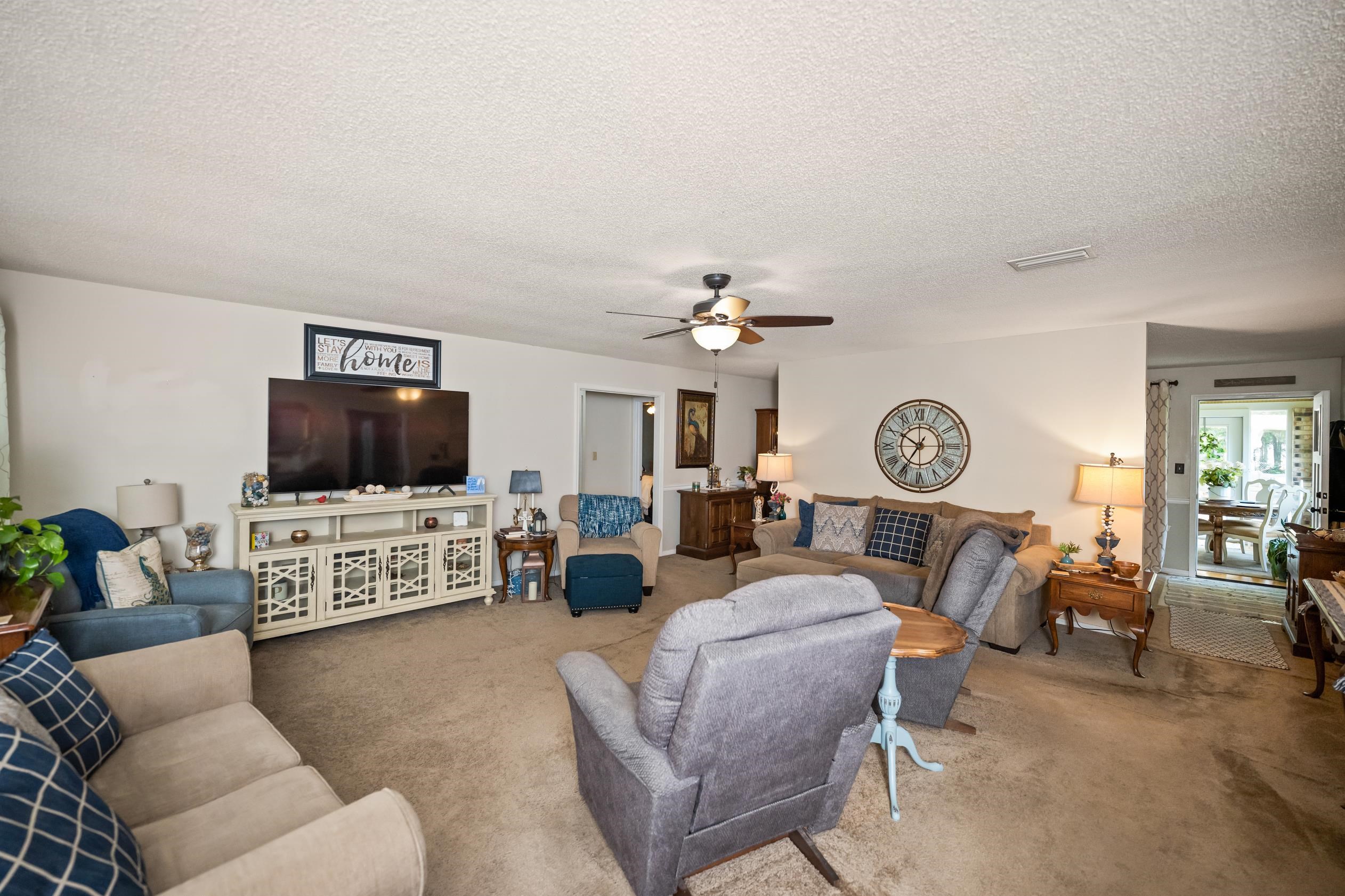 7791 Simmons Drive Foley, AL 36535 - Photo 6 of 32 Living Room