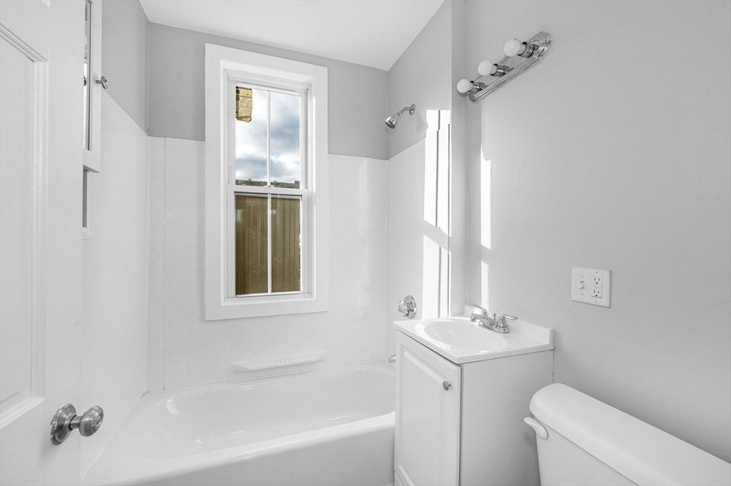 8 Dustin Street Haverhill, MA 01830 - Photo 29 of 39