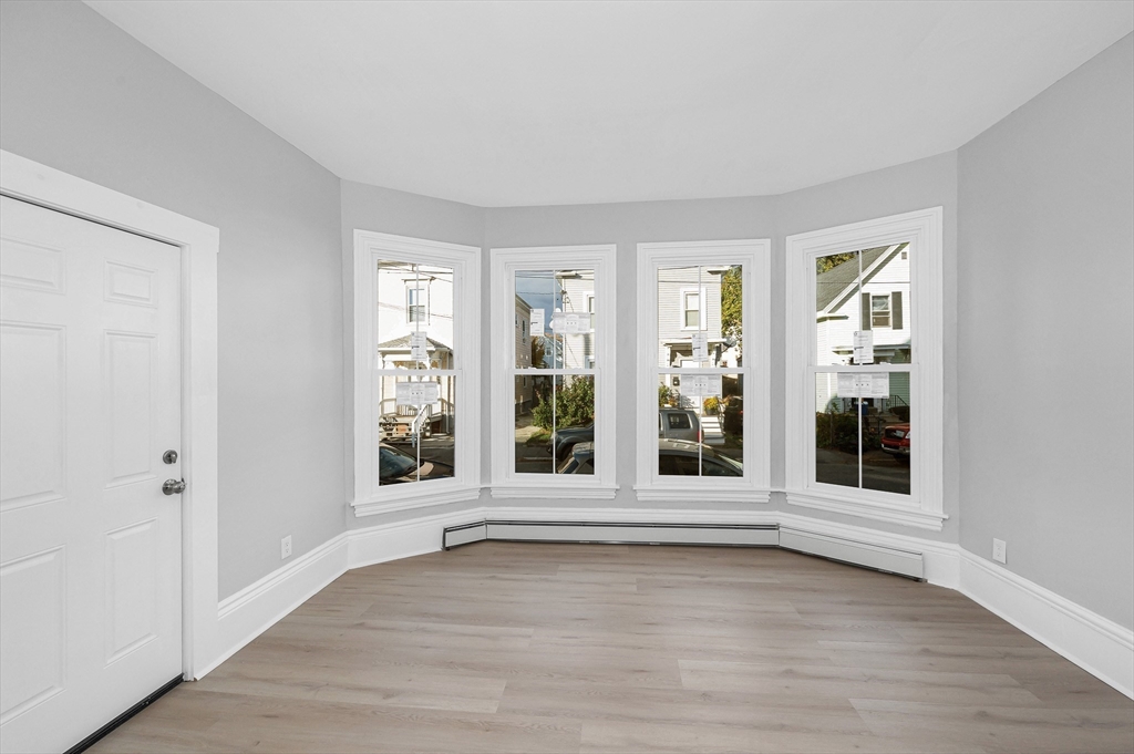 8 Dustin Street Haverhill, MA 01830 - Photo 5 of 39