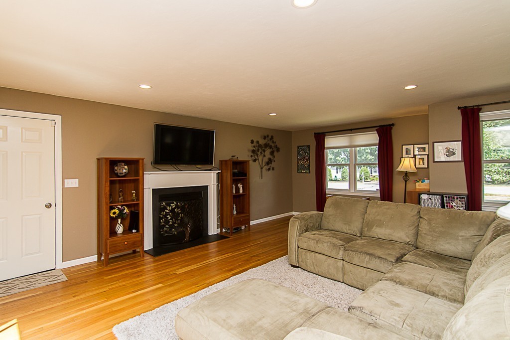 32 Timberline Road Millis, MA 02054 - Photo 6 of 28 Gallery Image 6
