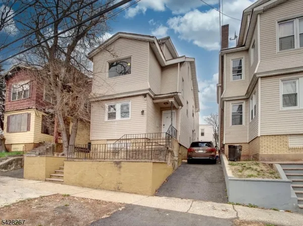 $714,997 | 49 Parkview Terrace, Newark, NJ 07112