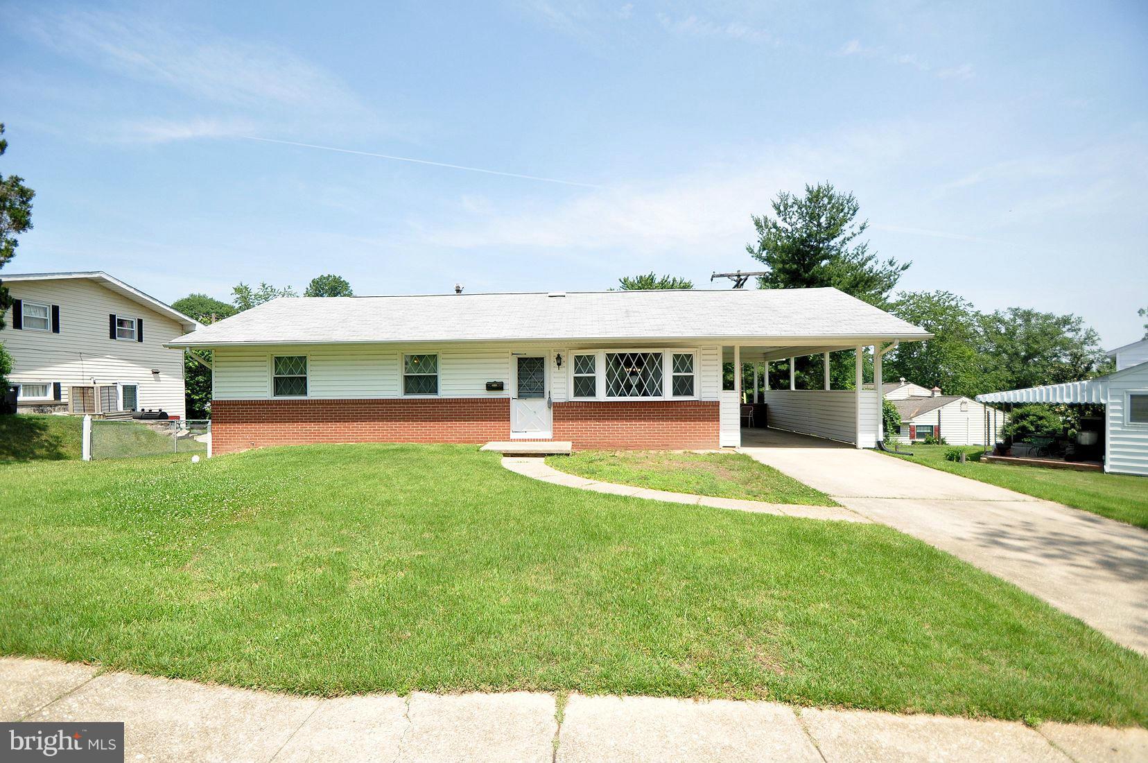 5902 Oakland Road Baltimore, MD 21227 - Photo 2 of 23 Exterior (Front)