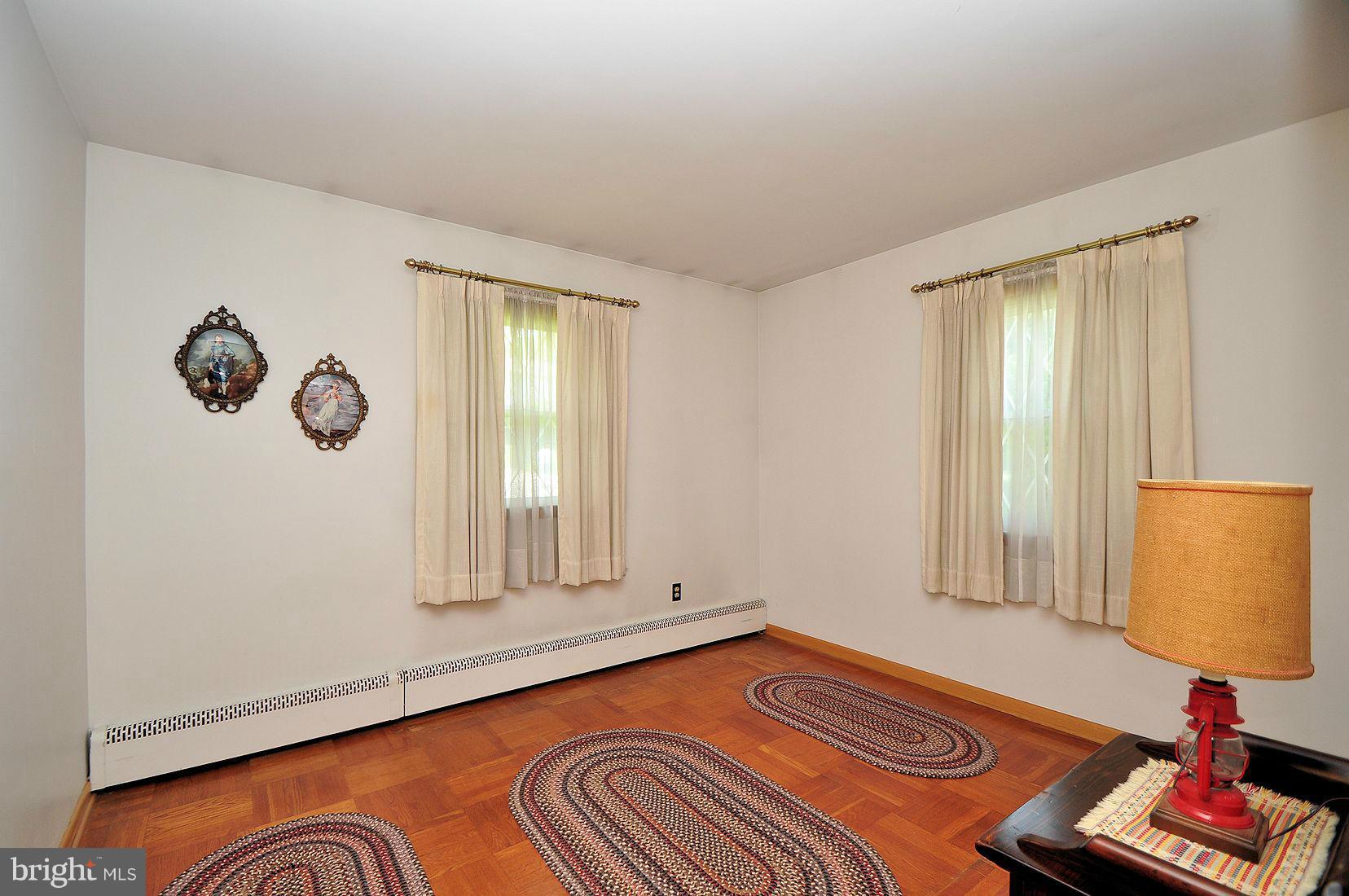 5902 Oakland Road Baltimore, MD 21227 - Photo 18 of 23 Bedroom