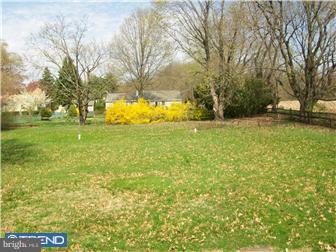 1191 Almshouse Road Warminster, PA 18974 - Photo 2 of 11 Exterior Back