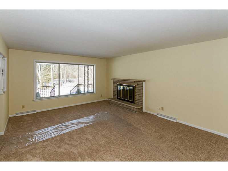 6045 Rucker Road Indianapolis, IN 46220 - Photo 12 of 22