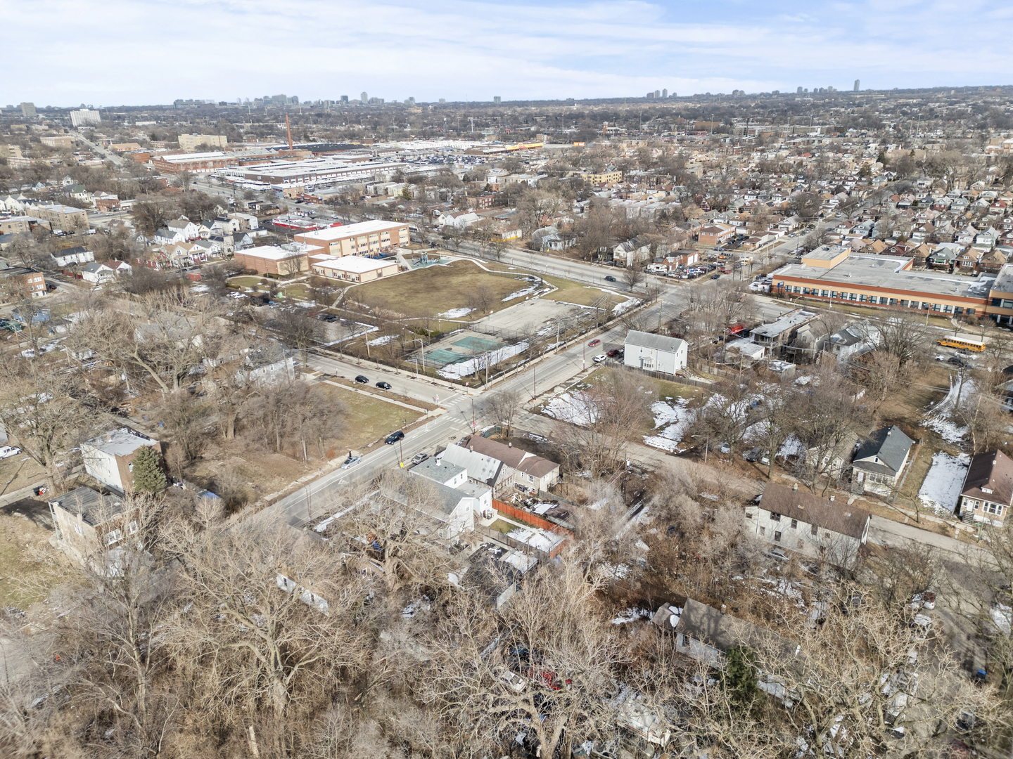 503 West 81st Street Chicago, IL 60620 - Photo 22 of 29 an aerial view of multiple house
