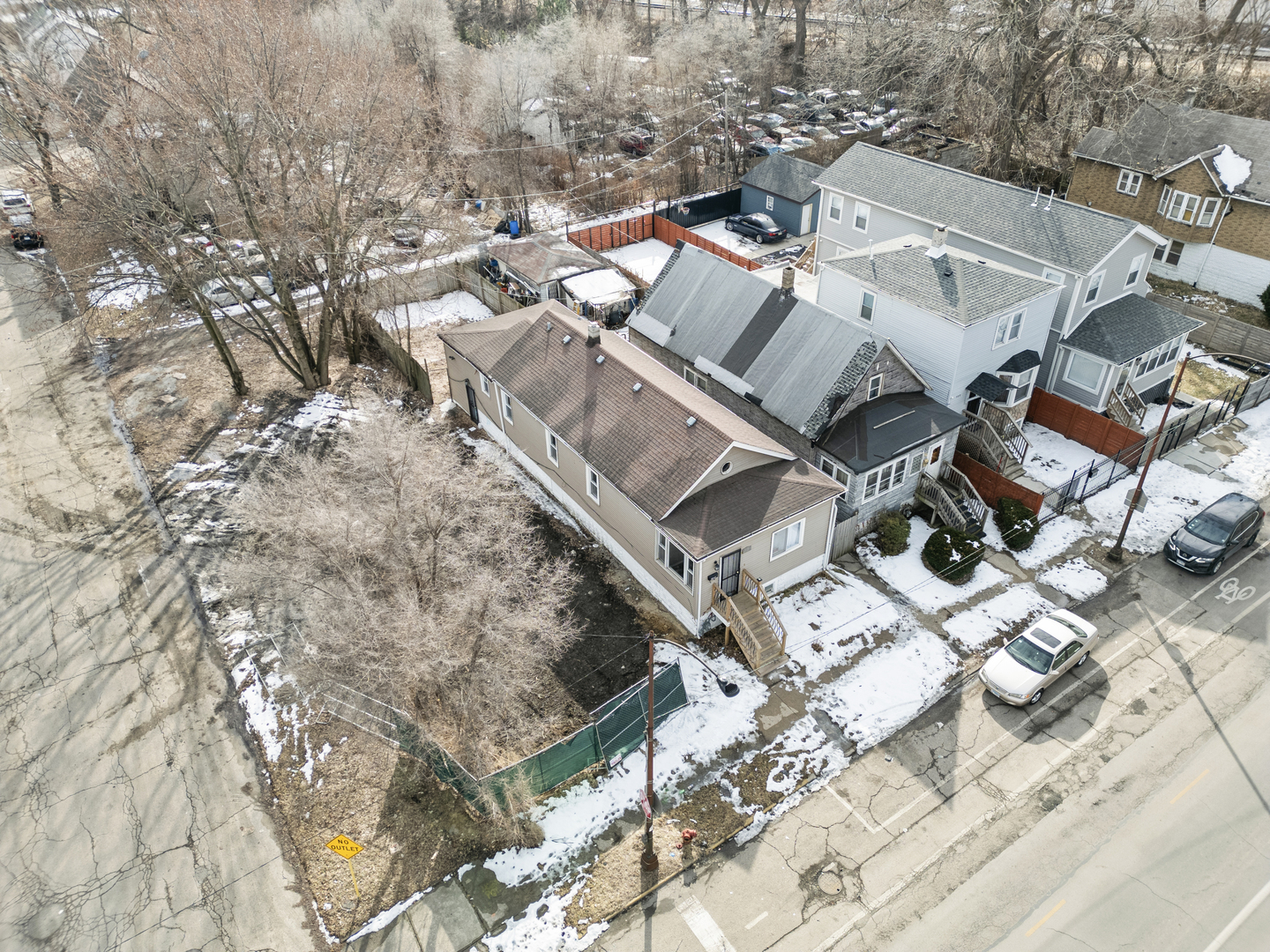 503 West 81st Street Chicago, IL 60620 - Photo 26 of 29 an aerial view of a house with a yard