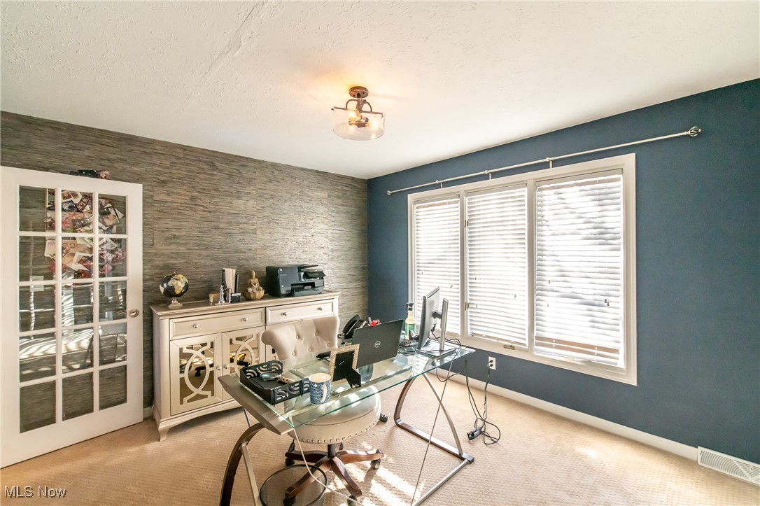 5241 Som Center Road Solon, OH 44139 - Photo 7 of 48 Gallery Image 7