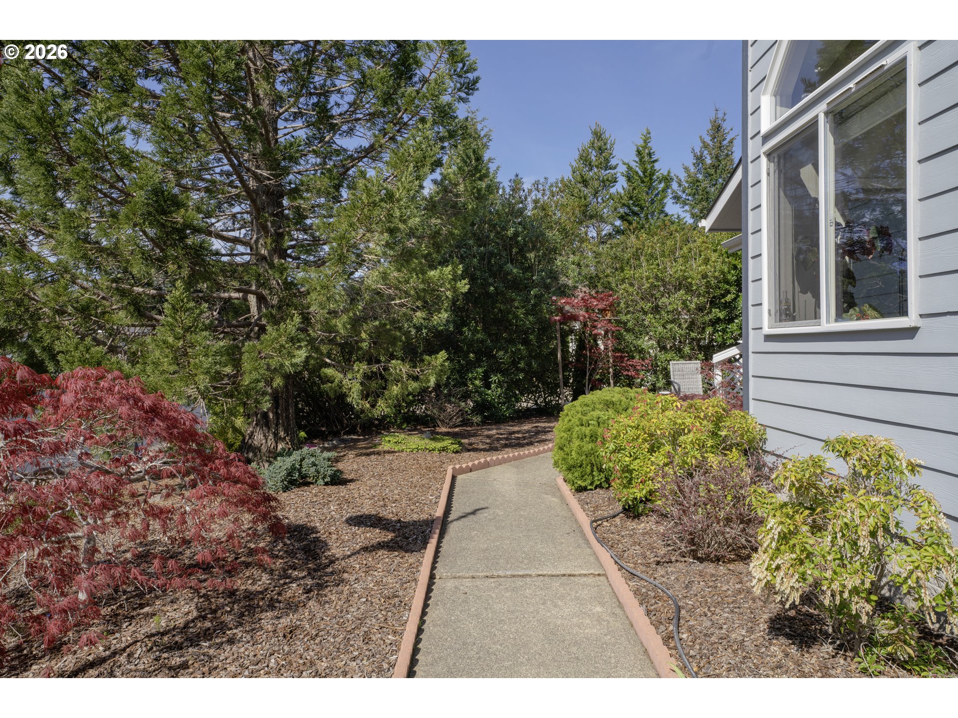 495 Sherwood Loop Florence, OR 97439 - Photo 5 of 47