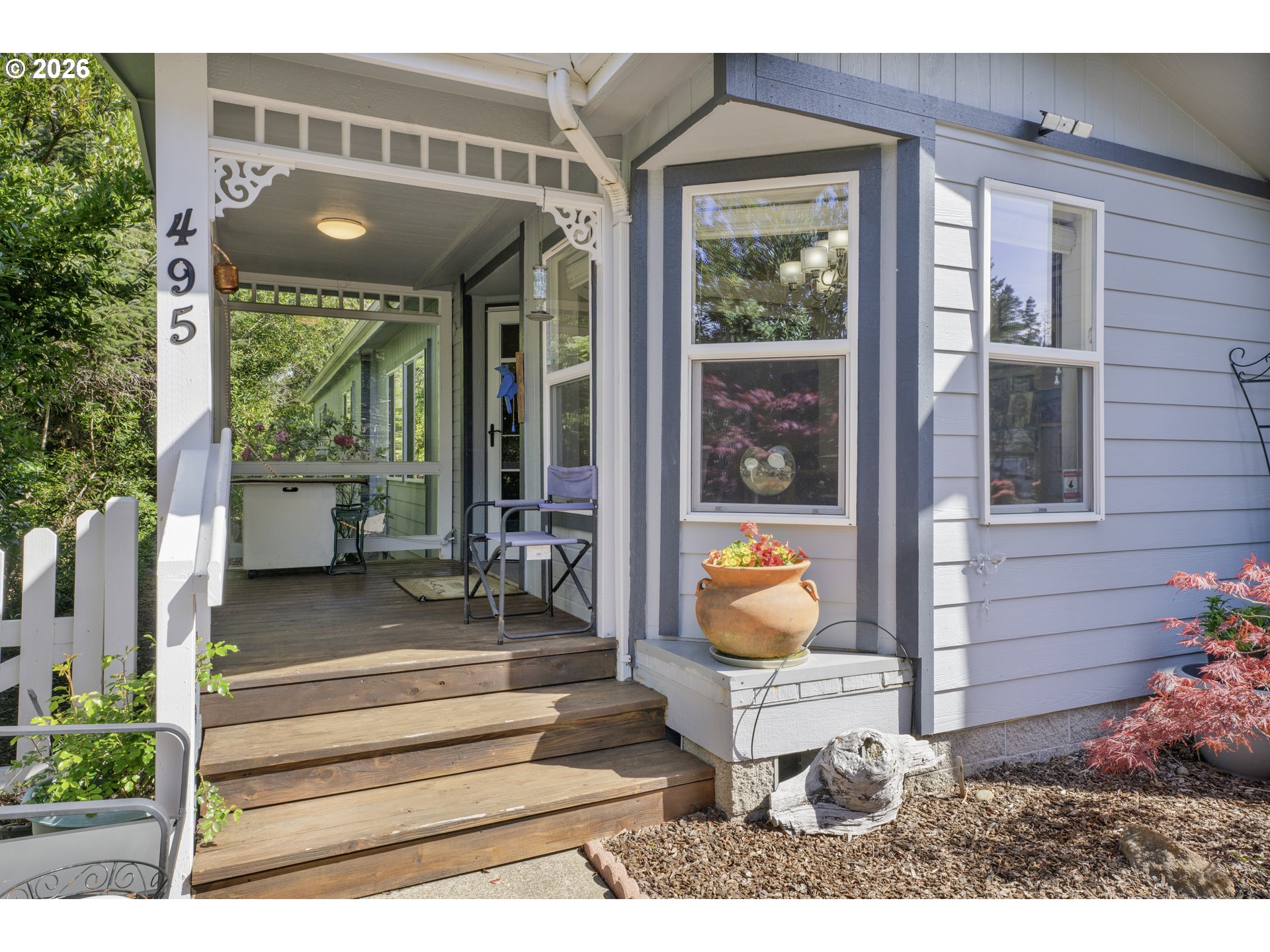 495 Sherwood Loop Florence, OR 97439 - Photo 6 of 47 Porch