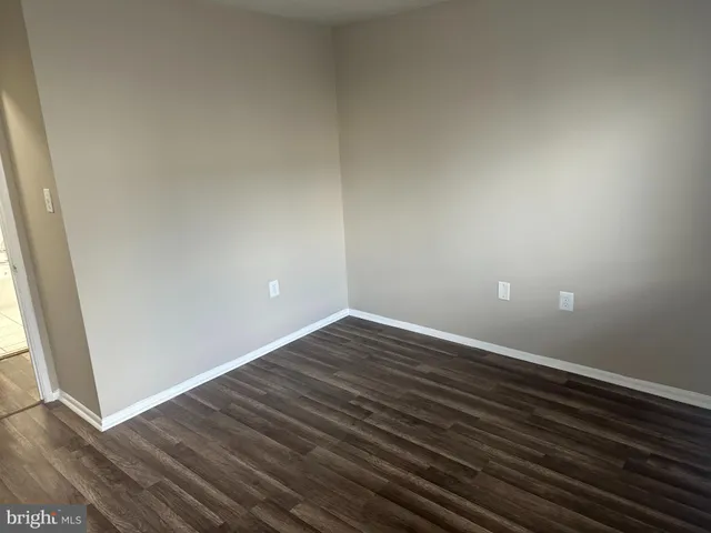 $218,000 | 11342 Cherry Hill Road, Unit 2E101, Beltsville, MD 20705