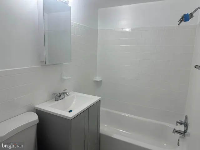 $218,000 | 11342 Cherry Hill Road, Unit 2E101, Beltsville, MD 20705