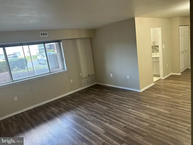 $218,000 | 11342 Cherry Hill Road, Unit 2E101, Beltsville, MD 20705