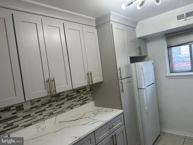 $218,000 | 11342 Cherry Hill Road, Unit 2E101, Beltsville, MD 20705