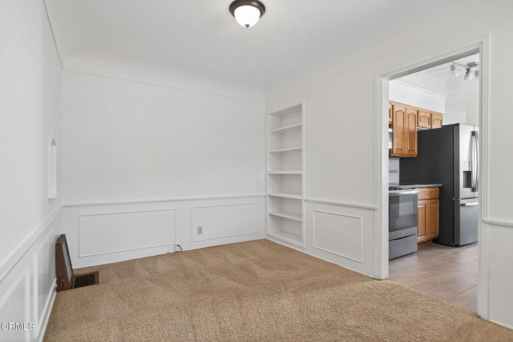 2418 Lexington Drive Ventura, CA 93003 - Photo 9 of 36