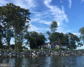 4262 Lynhurst Road Baltimore, MD 21222 - Photo 1 of 30 Gorgeous Waterfront Property