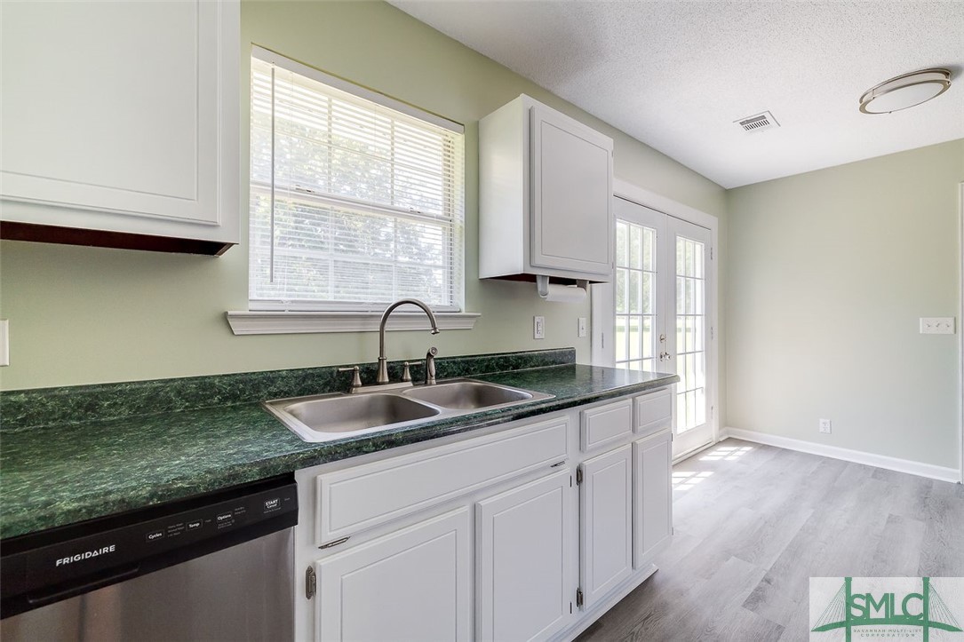 147 South Pointe Drive Rincon, GA 31326 - Photo 14 of 28