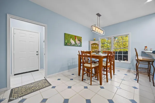 $500,000 | 303 Seascape Drive, Sneads Ferry, NC 28460