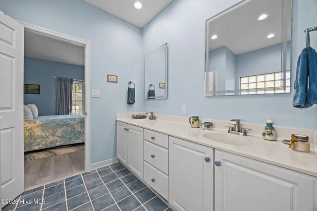 $500,000 | 303 Seascape Drive, Sneads Ferry, NC 28460