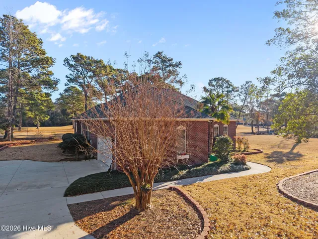 $500,000 | 303 Seascape Drive, Sneads Ferry, NC 28460